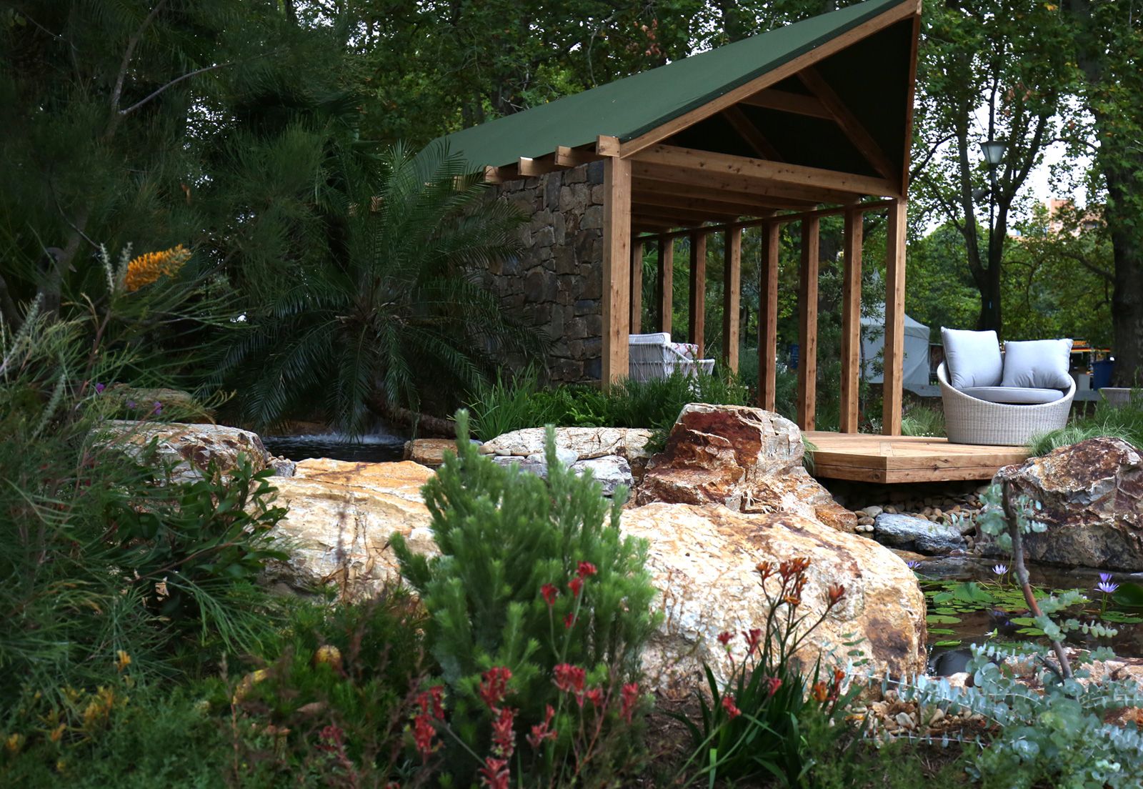 PROFESSIONAL GARDEN DESIGN TRAINING
